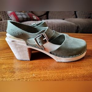 Lotta From Stockholm Clogs olive green size 40 NEW